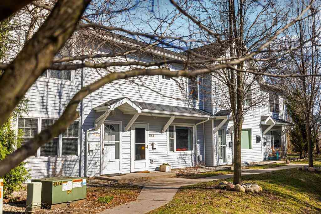Condo For Sale - 715 Lake Avenue <br/> Traverse City, MI 49684