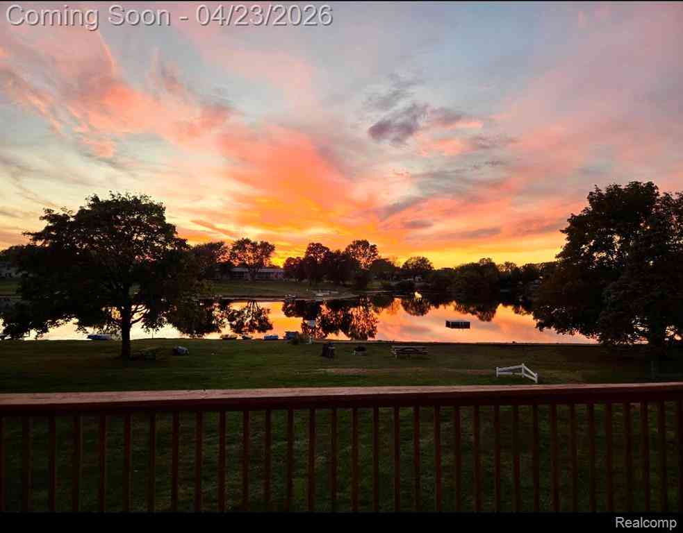 Condo For Sale - 26955 Milford   #30<br/> South Lyon, MI 48178