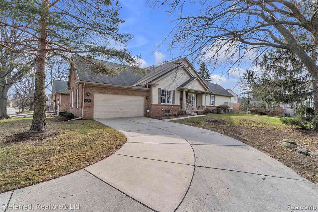 Condo For Sale - 39797 Muirfield Lane <br/> Northville, MI 48168