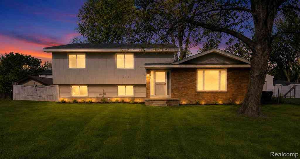 Homes For Sale - 21773 Rockwell Street <br/> Farmington Hills, MI 48336