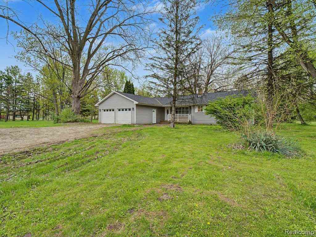 Homes For Sale - 11414 N Lewis Road <br/> Genesee County, Clio, MI 48420
