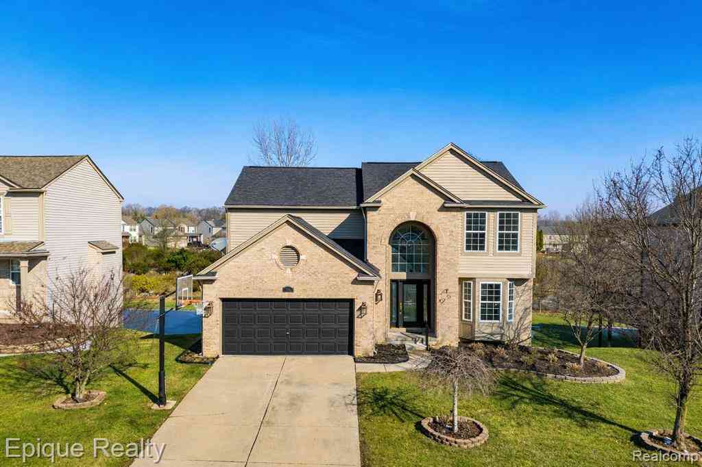 Homes For Sale - 7858 Turrillium Lane <br/> Waterford, MI 48327
