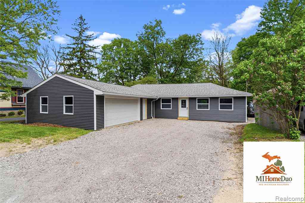 Homes For Sale - 713 S Mill Street <br/> Genesee County, Clio, MI 48420
