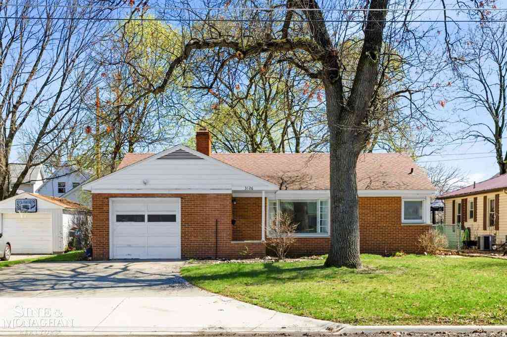 Homes For Sale - 3126 Gratiot Avenue <br/> Port Huron, MI 48060