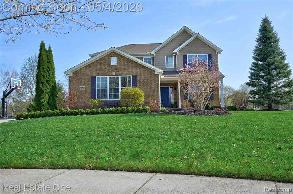 Homes For Sale - 57710 Deere Court <br/> South Lyon, MI 48178