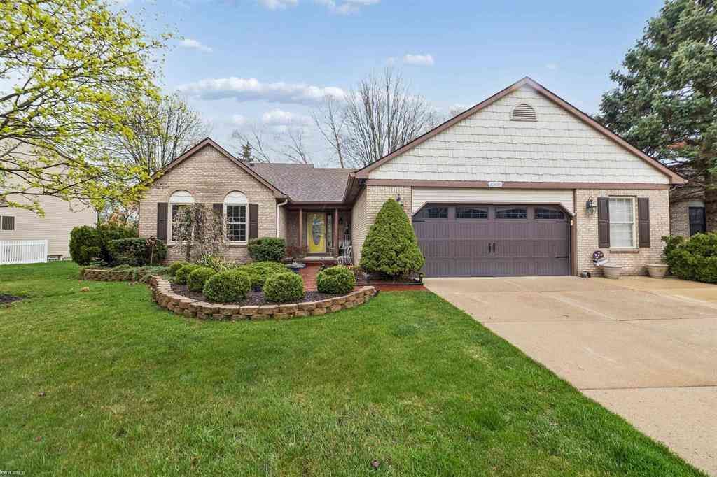 Homes For Sale - 22480 Clearwater Drive <br/> Macomb, MI 48044