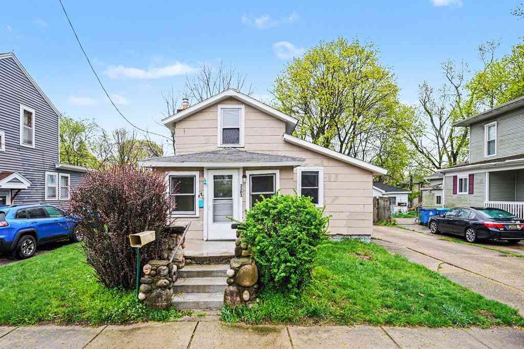 Homes For Sale - 3303 Madison Street <br/> Kalamazoo, MI 49008