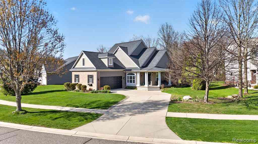 Homes For Sale - 249 Summer Shade Drive <br/> Howell, MI 48843