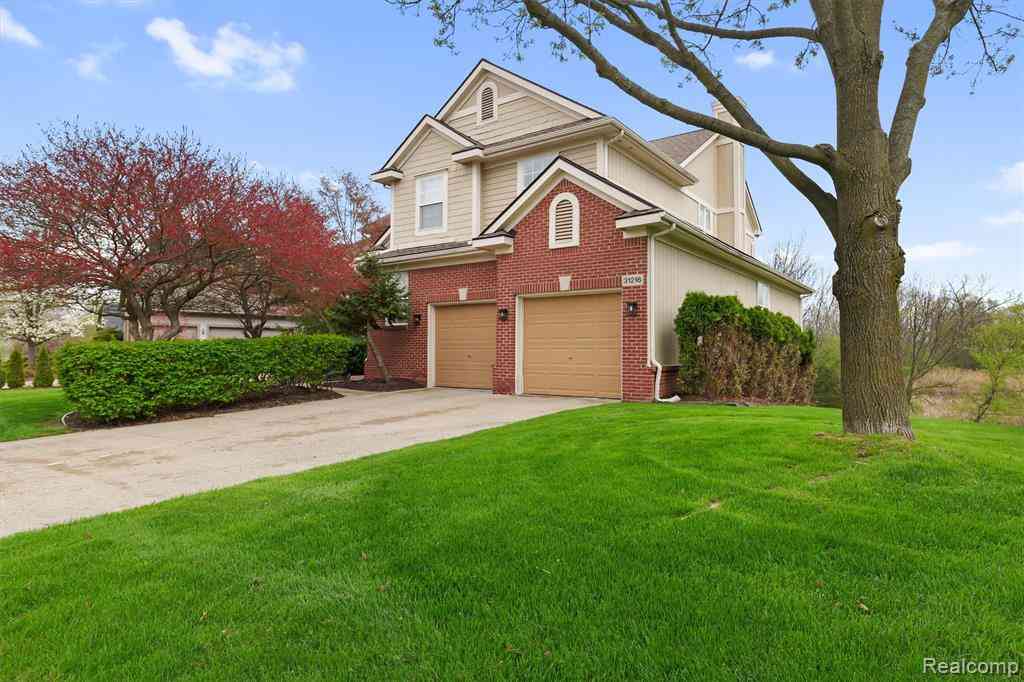 Homes For Rent - 31216 Kingswood Boulevard <br/> Oakland County, Novi, MI 48377