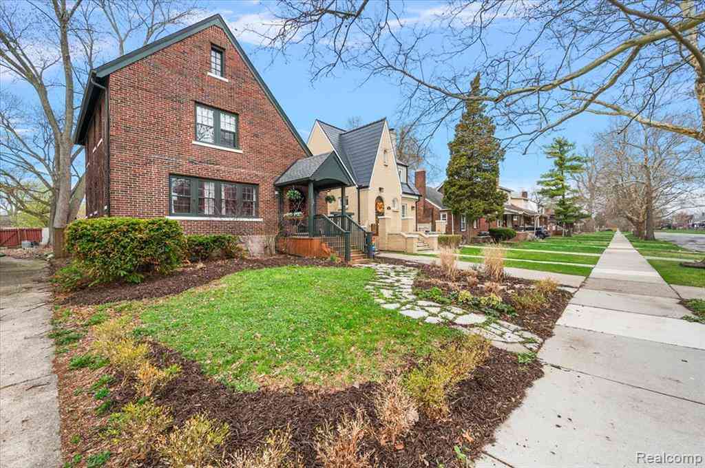 Homes For Sale - 463 Lakewood Street <br/> Detroit, MI 48215