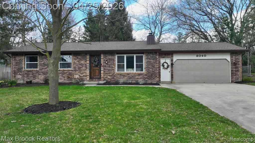Homes For Sale - 8040 Garwood Drive <br/> Saginaw, MI 48609