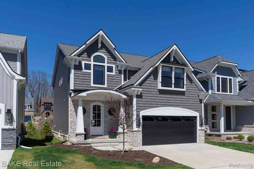 Homes For Sale - 205 Mountain View Lane <br/> Oakland County, Milford, MI 48381