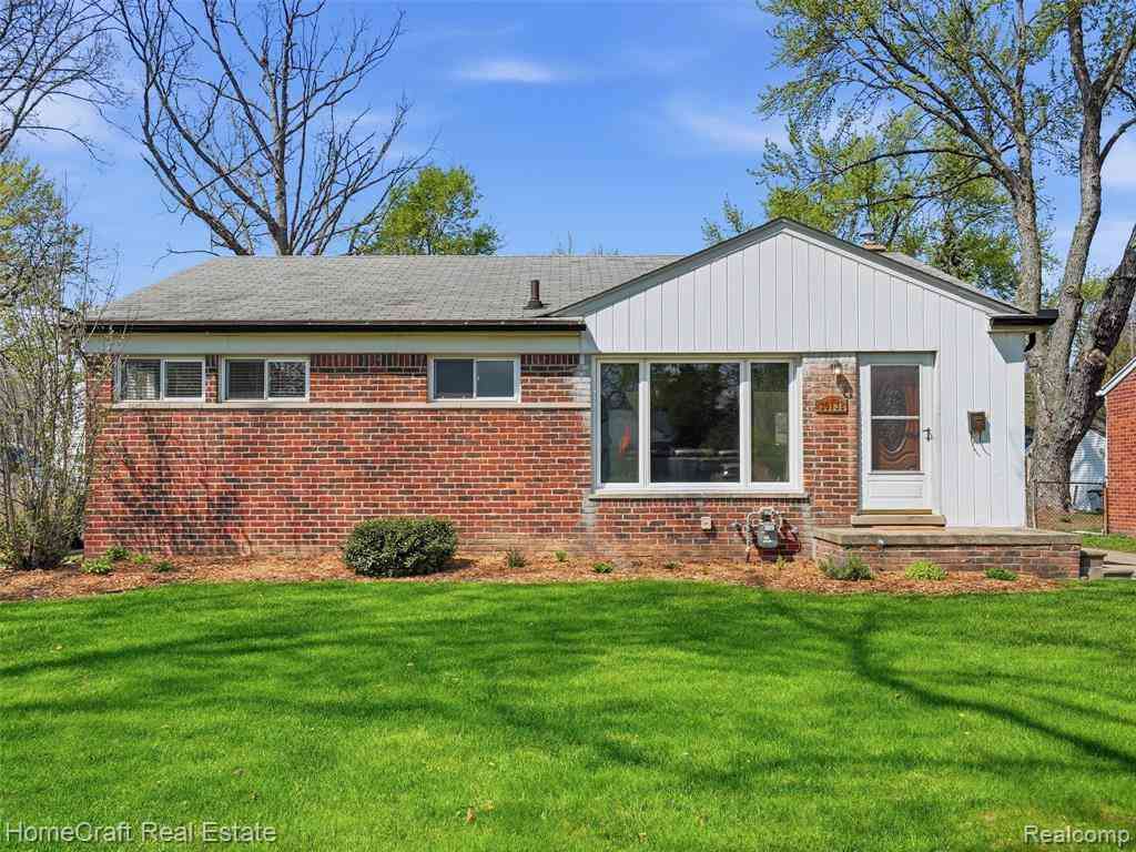 Homes For Sale - 30132 Westfield Street <br/> Livonia, MI 48150