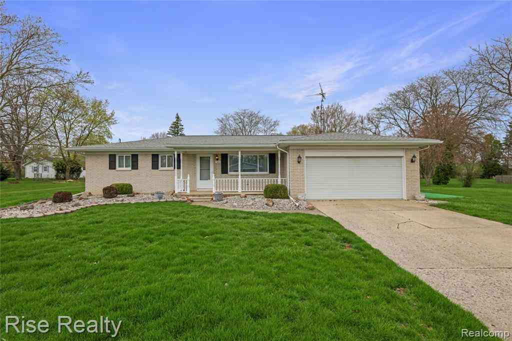 Homes For Sale - 7080 Aldredge Drive <br/> Genesee County, Swartz Creek, MI 48473