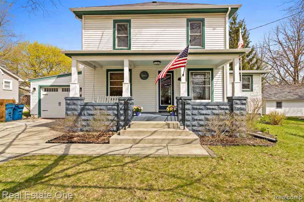 Homes For Sale - 10191 Erie Street <br/> Genesee County, Goodrich, MI 48438