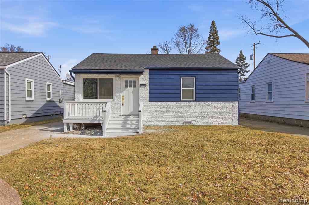Homes For Sale - 26066 Barrington Street <br/> Oakland County, Madison Heights, MI 48071