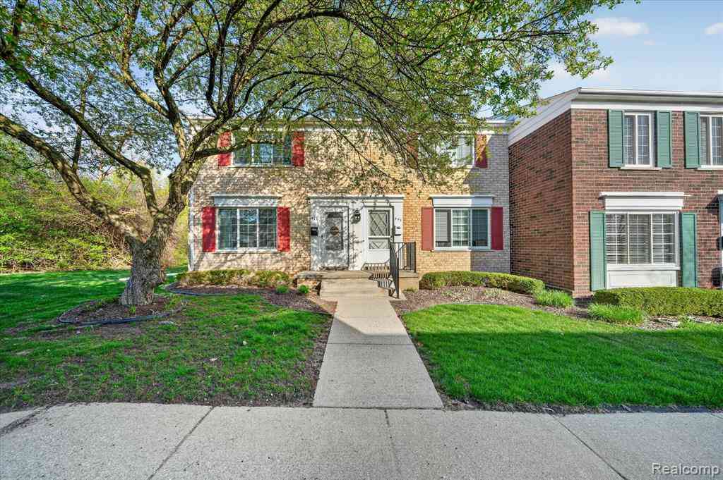Condo For Sale - 445 Baldwin Avenue <br/> Rochester, MI 48307