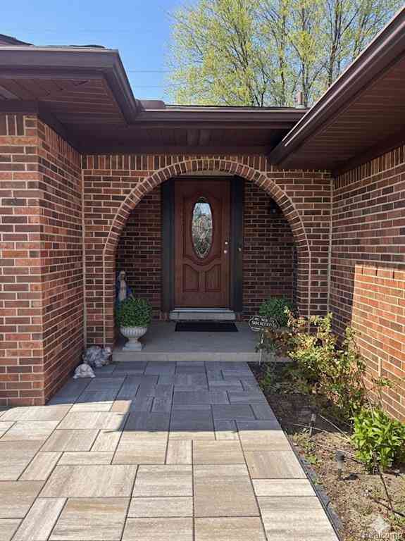 Homes For Sale - 46721 Peach Grove  <br/> Macomb, MI 48044