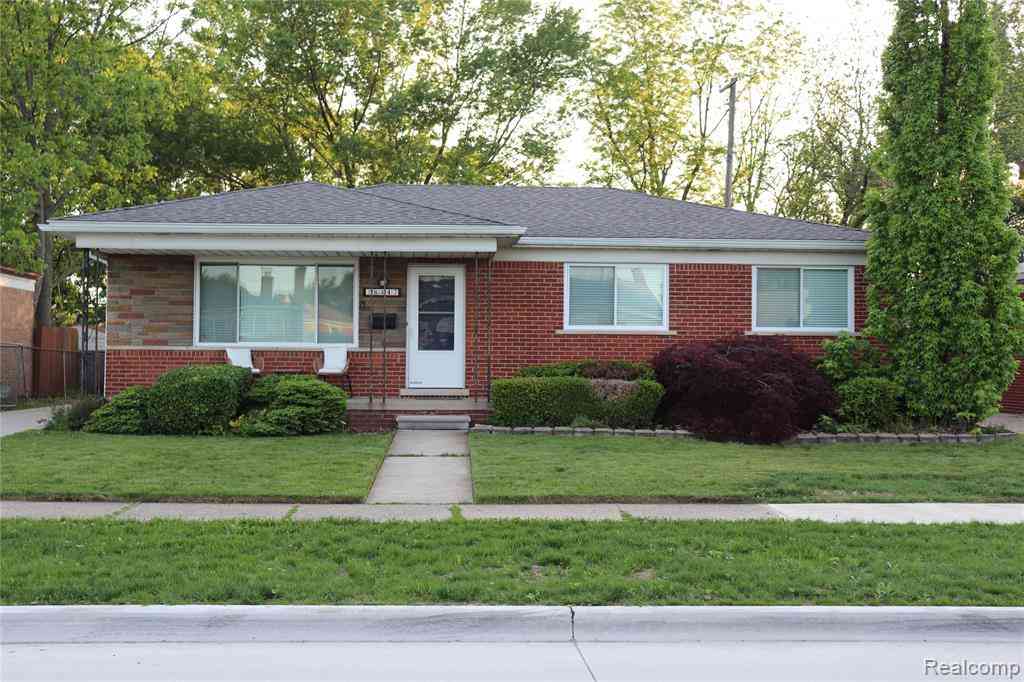 Homes For Sale - 28347 Los Olas Drive <br/> Warren, MI 48093