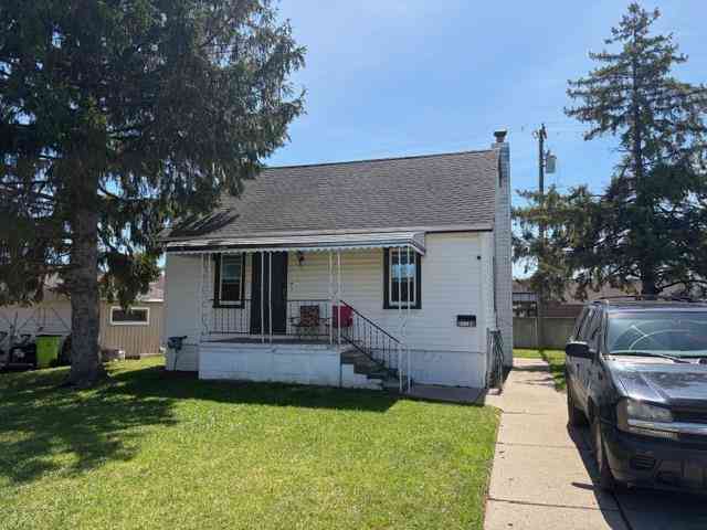 Homes For Sale - 21186 Woodward Street <br/> Clinton Township, MI 48035