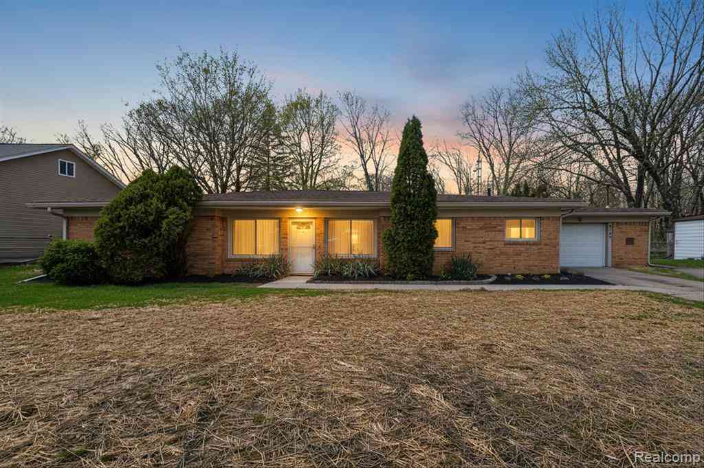 Homes For Sale - 3165 Mac Avenue <br/> Flint, MI 48506