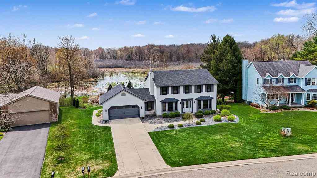 Homes For Sale - 6419 Almond Lane <br/> Clarkston, MI 48346