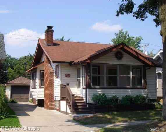 Homes For Sale - 700 S Pleasant Street Street <br/> Royal Oak, MI 48067
