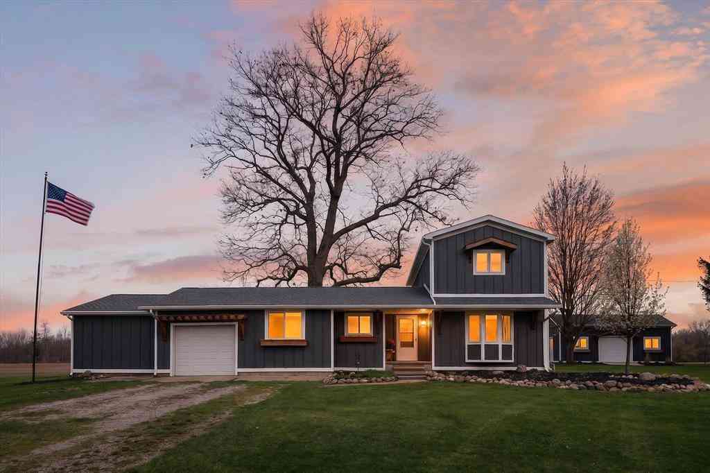 Homes For Sale - 6410 W Madison Road <br/> Alma, MI 48801