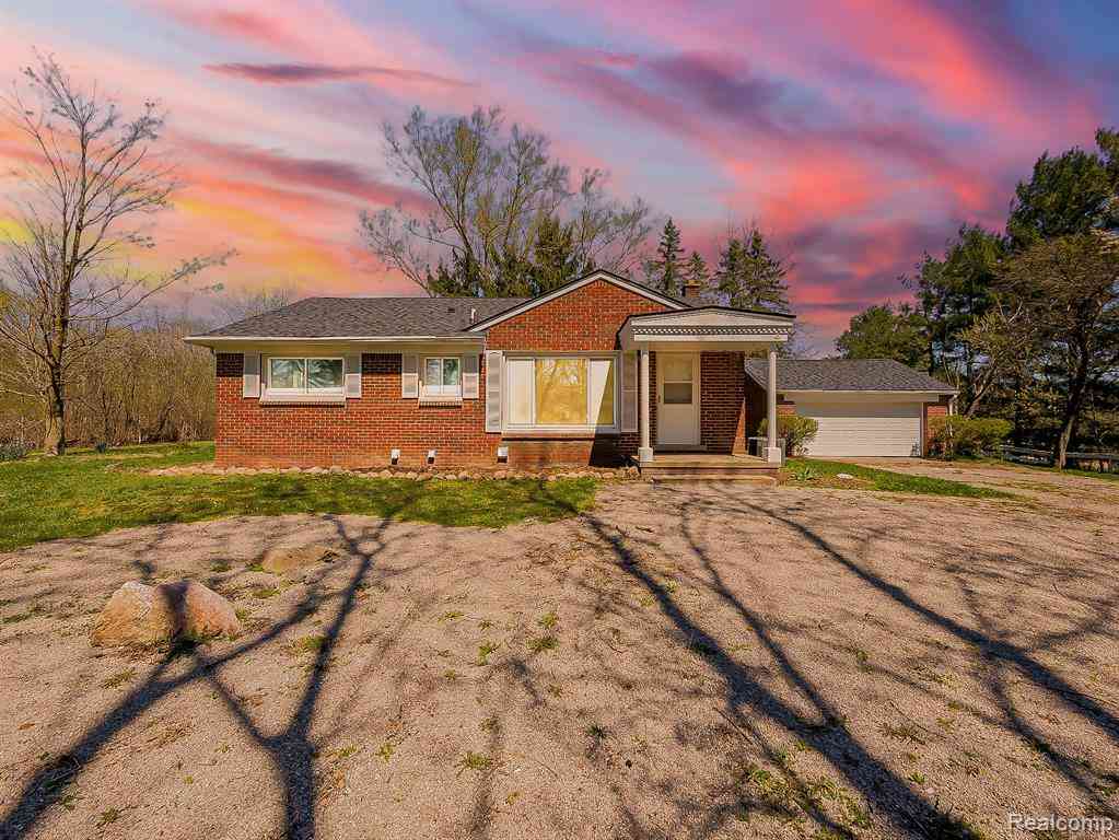 Homes For Rent - 8701 Brookville Road <br/> Plymouth, MI 48170