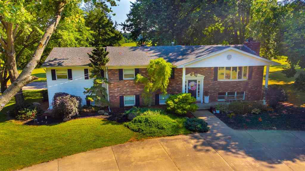 Homes For Sale - 6845 Cochran Road <br/> Horton, MI 49246