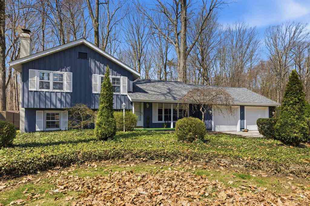 Homes For Sale - 3645 W Surrey Lane <br/> Fort Gratiot, MI 48059