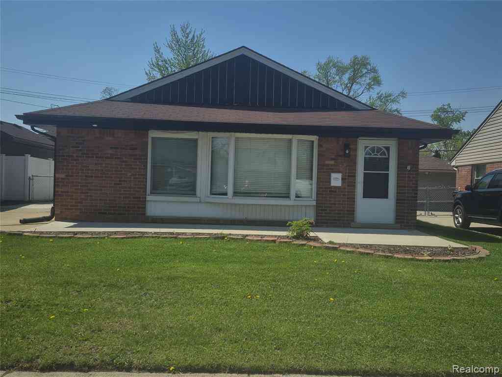 Homes For Sale - 18570 Matthews Street <br/> Riverview, MI 48193