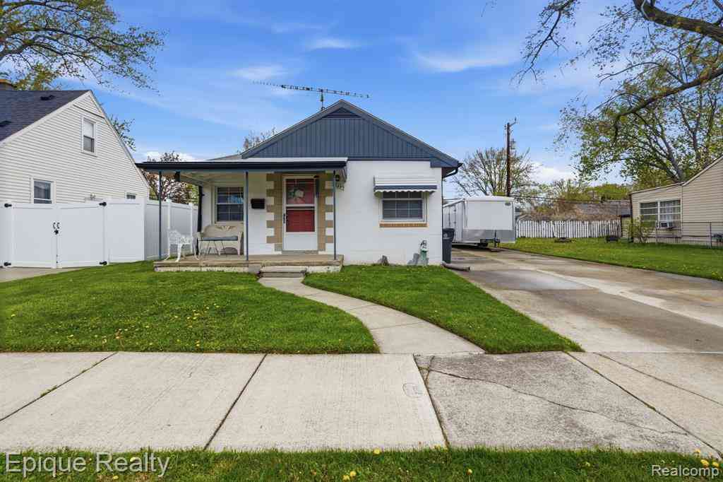 Homes For Sale - 22449 California Street <br/> Saint Clair Shores, MI 48080