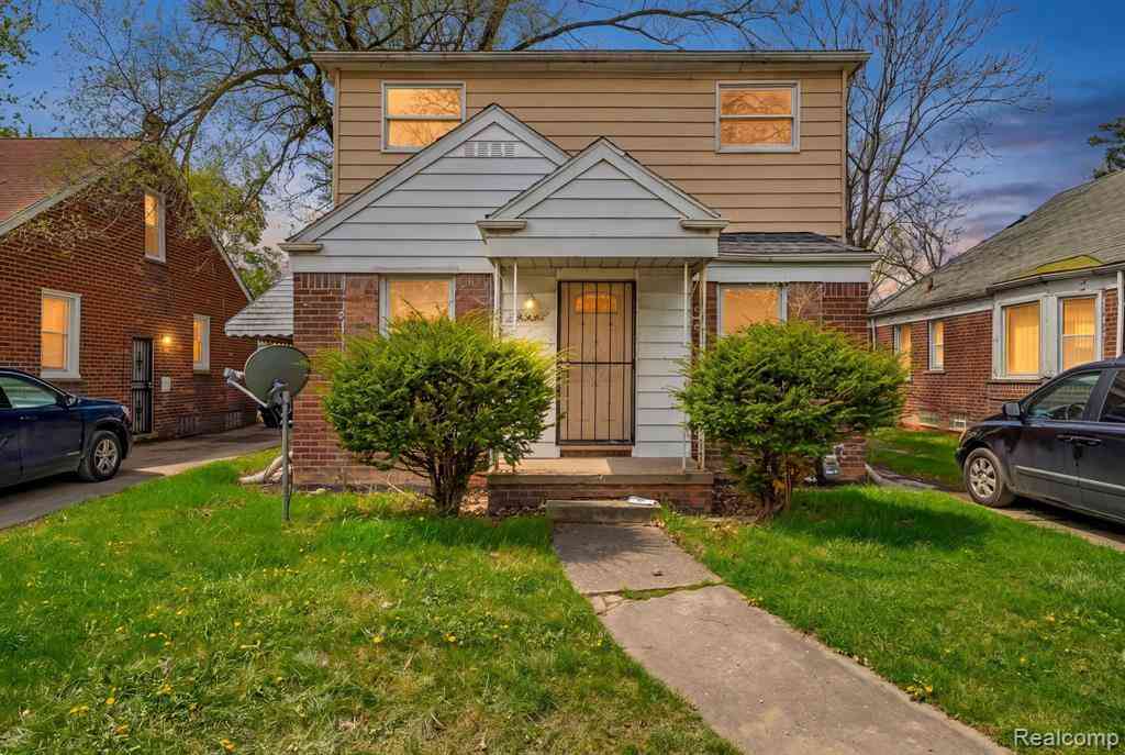 Homes For Sale - 18505 Ashton Avenue <br/> Detroit, MI 48219