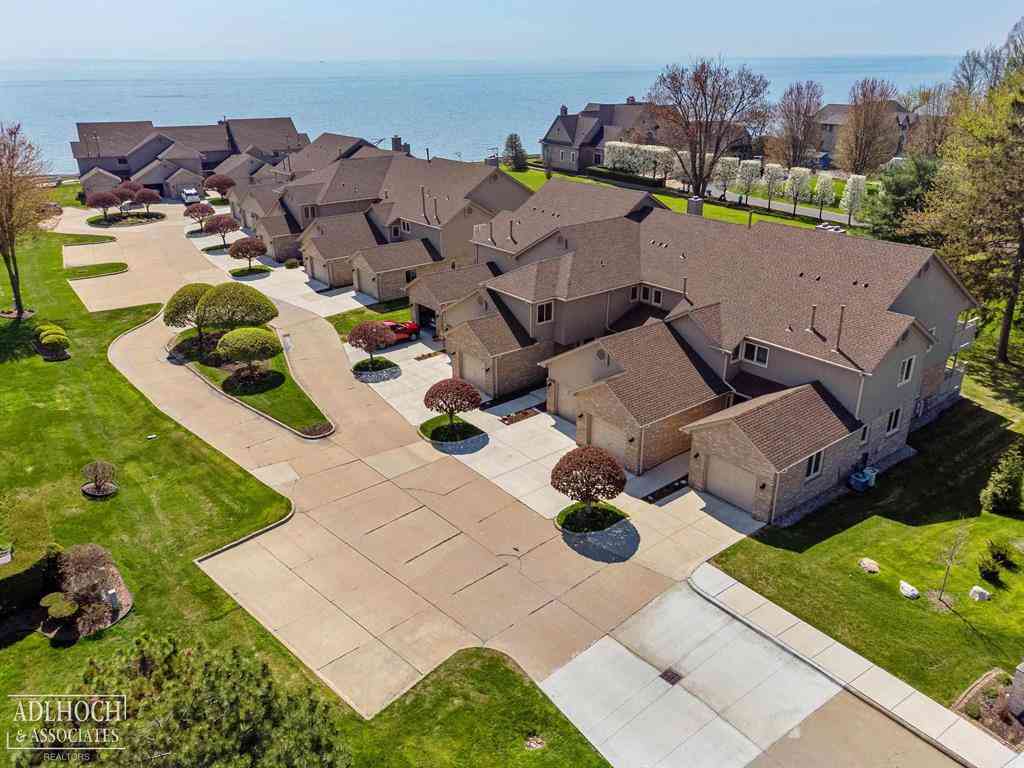 Condo For Sale - 25540 Waterview Drive <br/> Harrison Township, MI 48045
