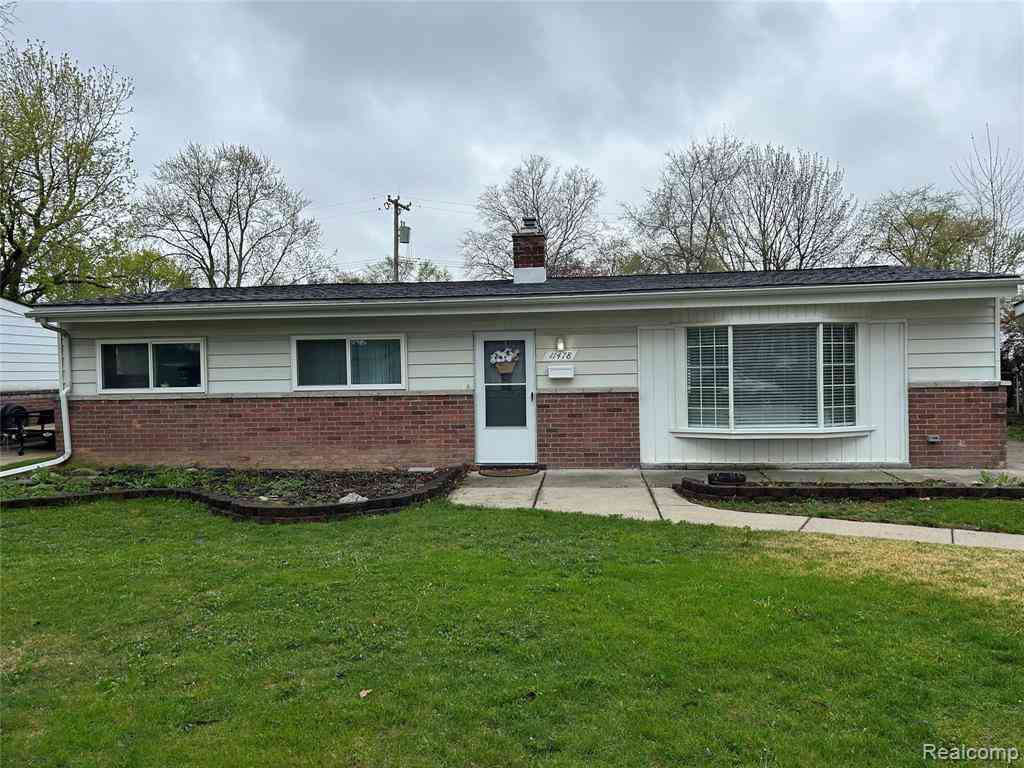 Homes For Rent - 11478 Silver Drive <br/> Sterling Heights, MI 48314