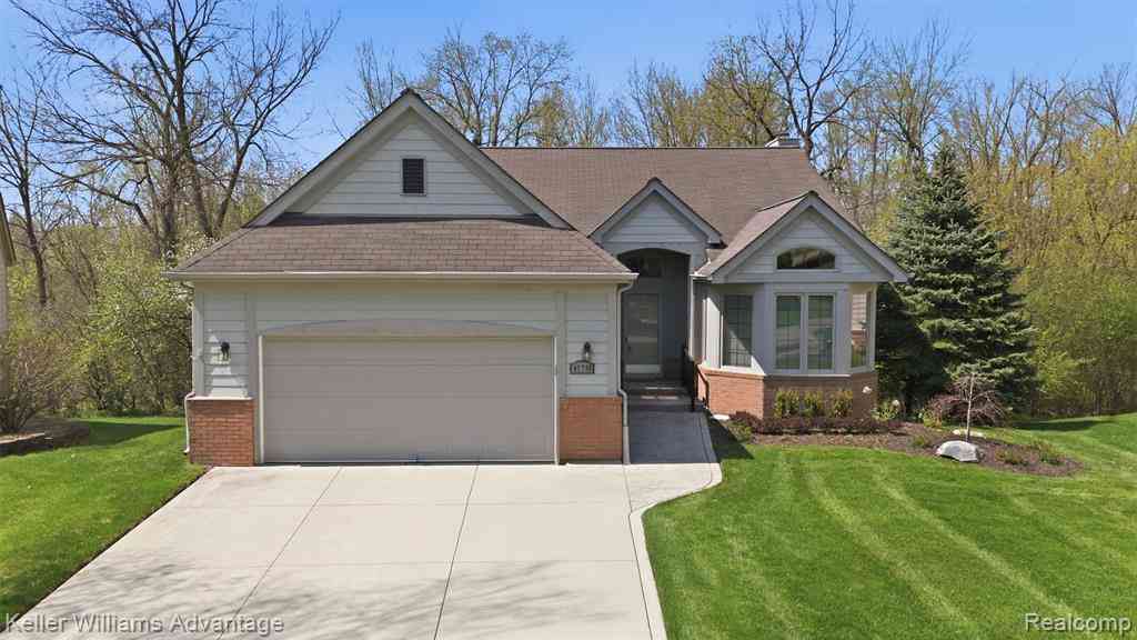 Condo For Sale - 47796 Arbor Trail <br/> Northville, MI 48168