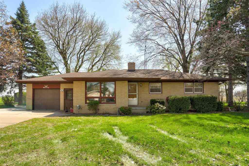 Homes For Sale - 5220 Wakefield Road <br/> Saginaw, MI 48601