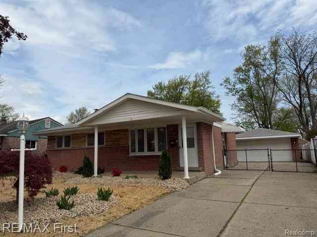Homes For Sale - 2148 Meyer Court <br/> Lincoln Park, MI 48146