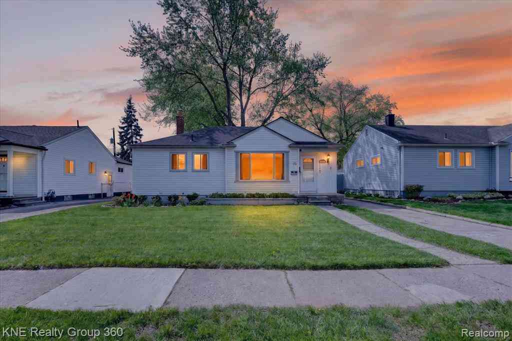 Homes For Sale - 31325 Sheridan Street <br/> Garden City, MI 48135
