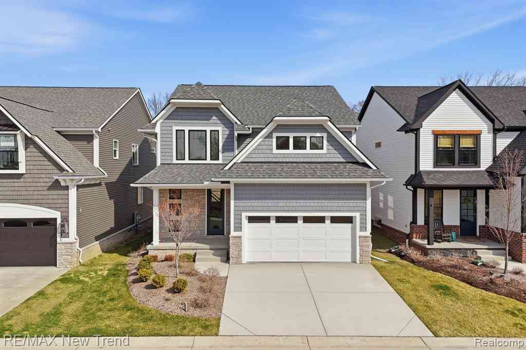 Homes For Sale - 203 Mountain View Lane <br/> Oakland County, Milford, MI 48381