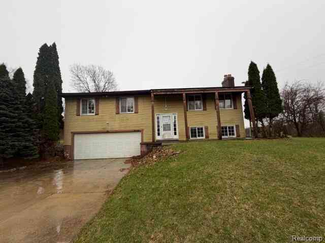 Homes For Sale - 4630 Hummer Lake Road <br/> Oakland County, Ortonville, MI 48462