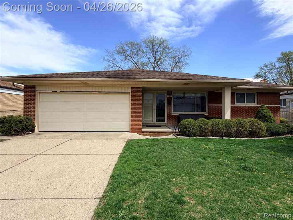Homes For Sale - 35774 Annette Drive <br/> Sterling Heights, MI 48310