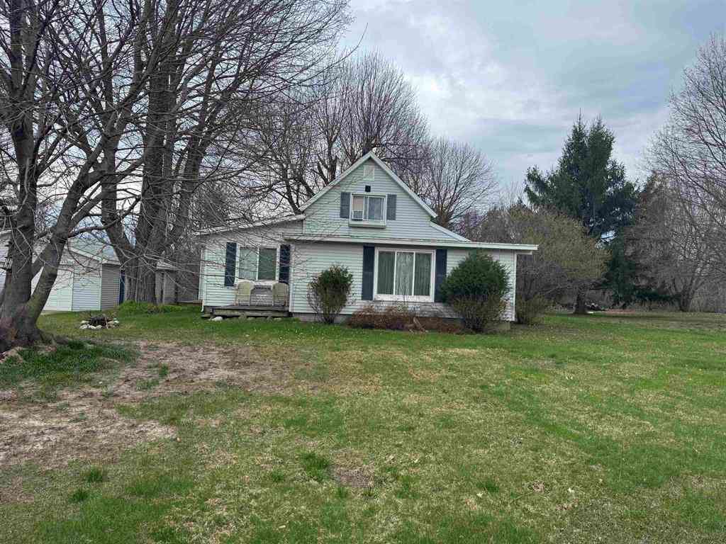 Homes For Sale - 8641 Us-31 N  <br/> Grand Traverse County County, Williamsburg, MI 49690