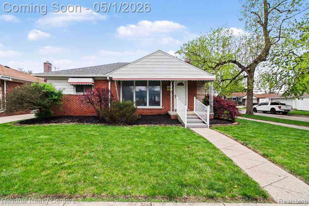 Homes For Sale - 13012 Tecumseh  <br/> Redford, MI 48239