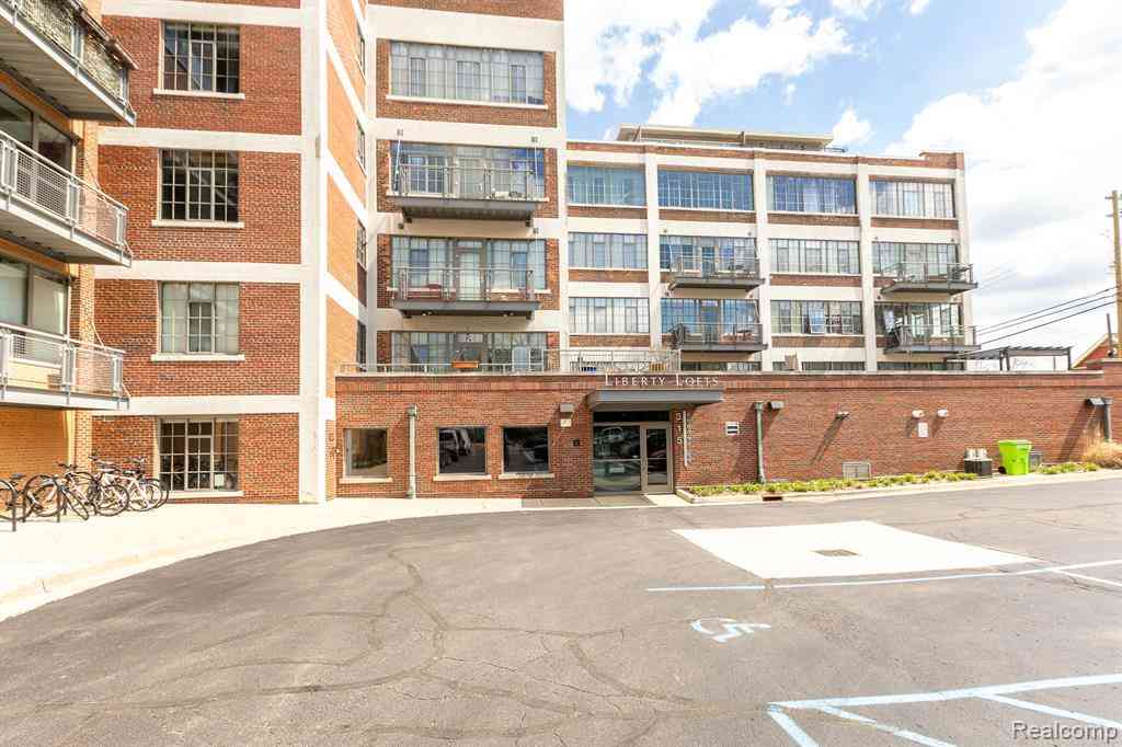Condo For Sale - 315 2nd Street  #203<br/> Ann Arbor, MI 48103