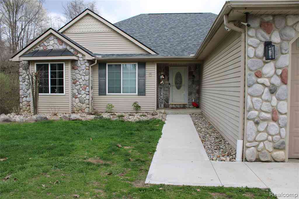 Homes For Sale - 3255 Burning Tree Lane <br/> Lapeer County, Attica, MI 48412