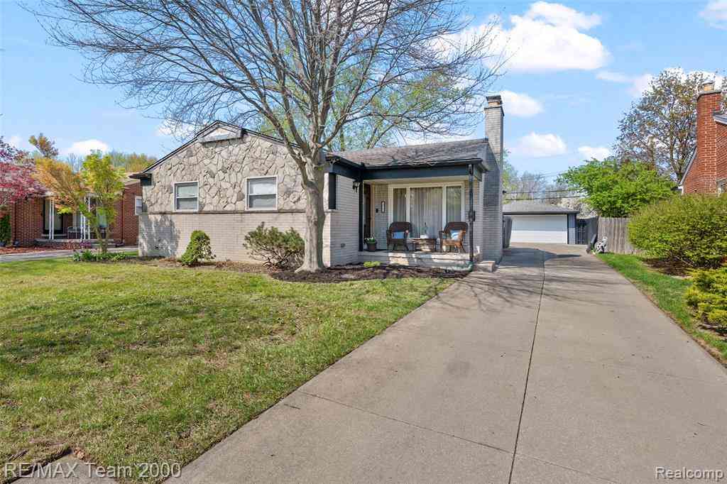 Homes For Sale - 26734 Clairview Drive <br/> Dearborn Heights, MI 48127