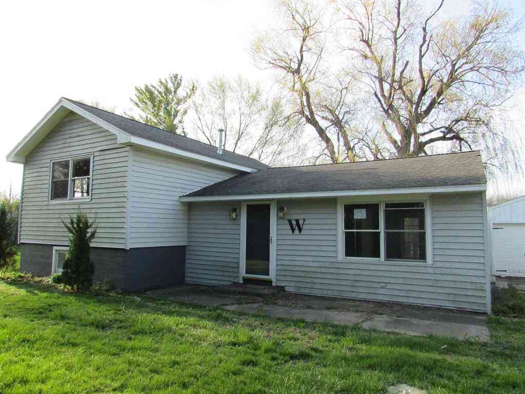 Homes For Sale - 1973 Bock Street <br/> Owosso, MI 48867