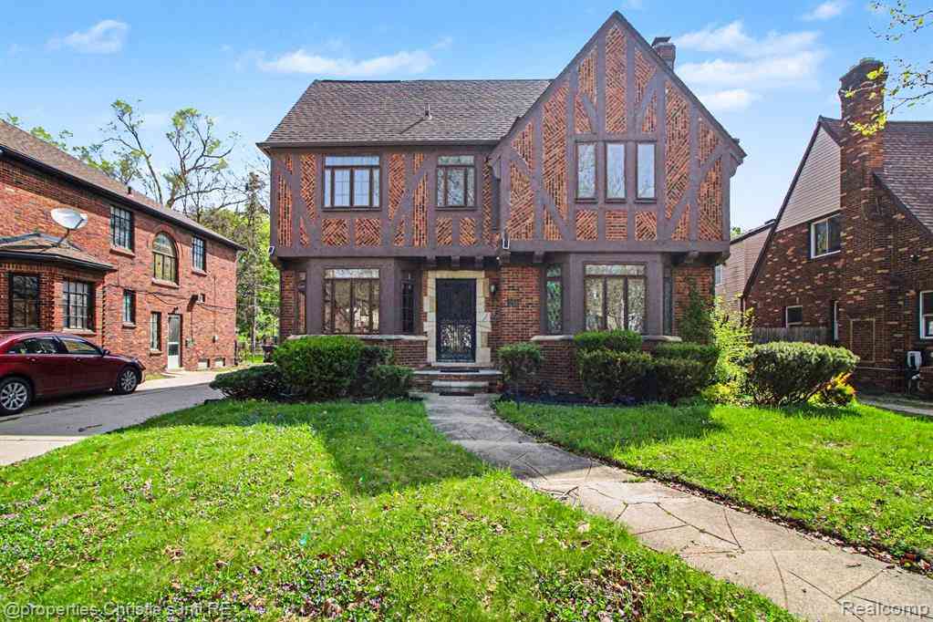 Homes For Sale - 18944 Warrington Drive <br/> Detroit, MI 48221